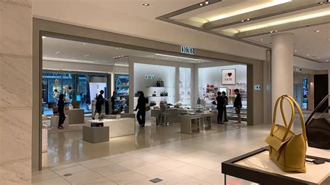 dior holt toronto|largest dior store in toronto.